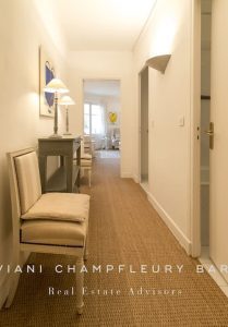 Studio Flat Golden Square 2 011